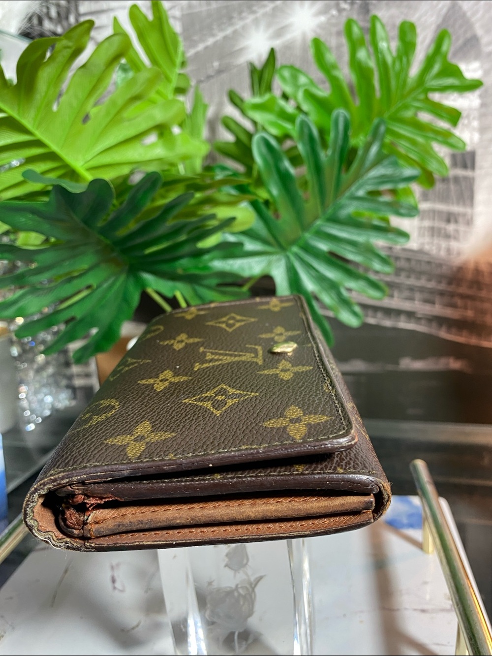 Authentic Louis Vuitton Monogram Bifold Zippy Wallet - Picture 14 of 15
